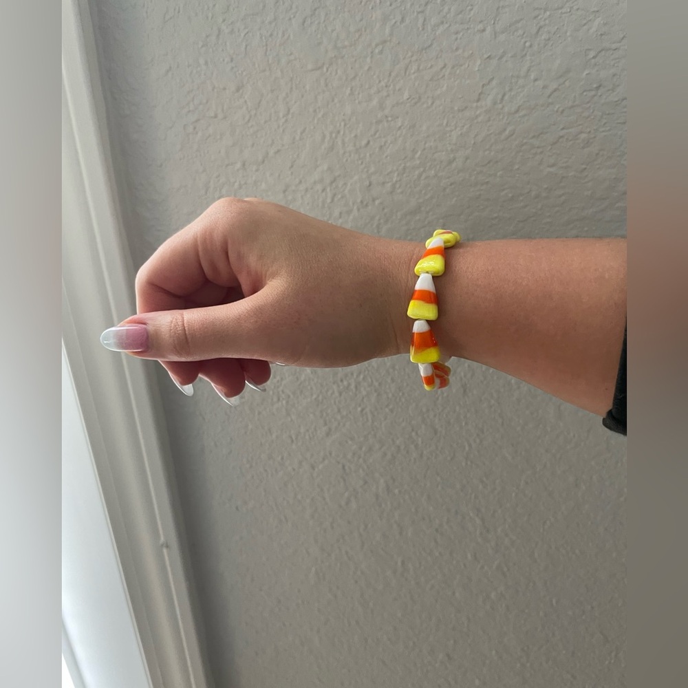 Handmade Glass Candy Corn Beaded Bracelet | Orange & White